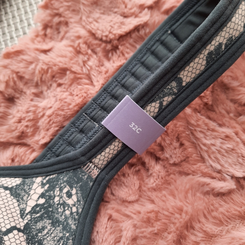 Cacique Lane Bryant Sport High Impact Underwire Sports Bra 32C NEW Pink - Picture 3 of 12